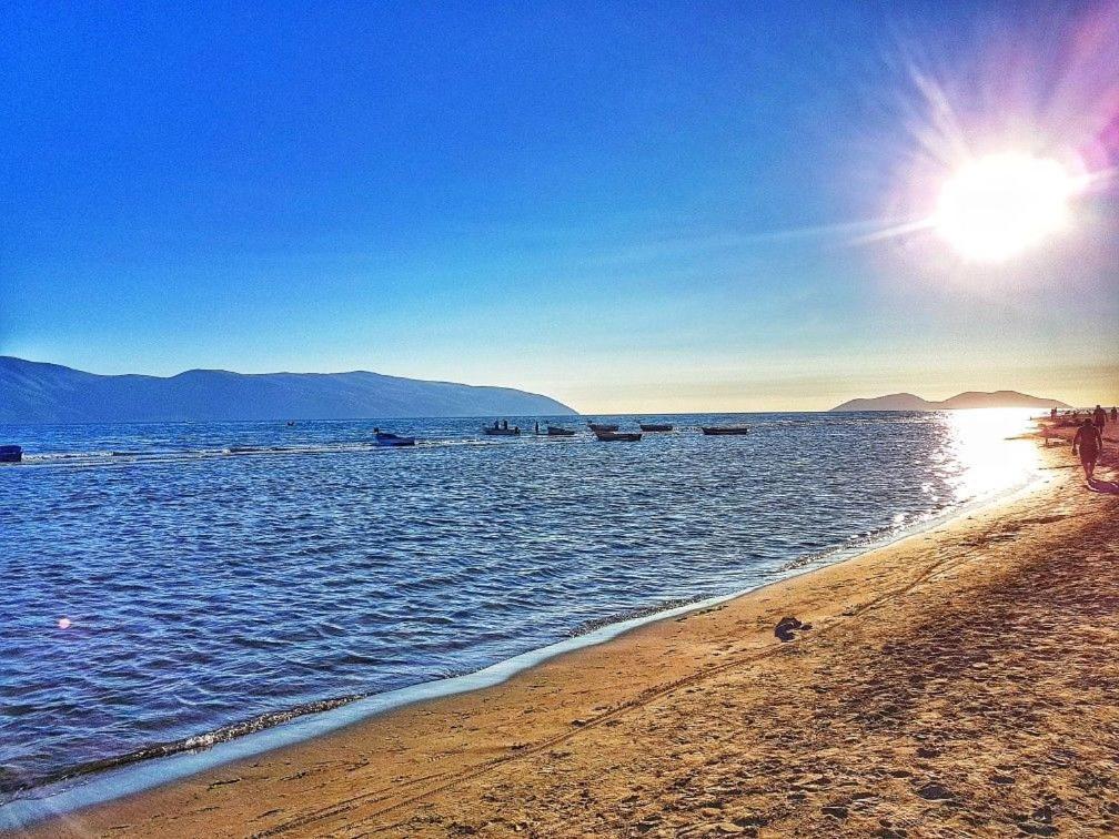 Villa Hysesani Vlorë Buitenkant foto