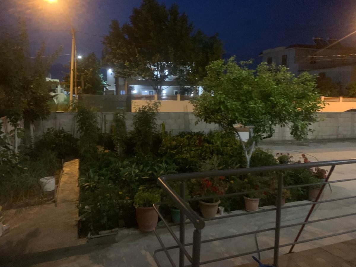 Villa Hysesani Vlorë Buitenkant foto