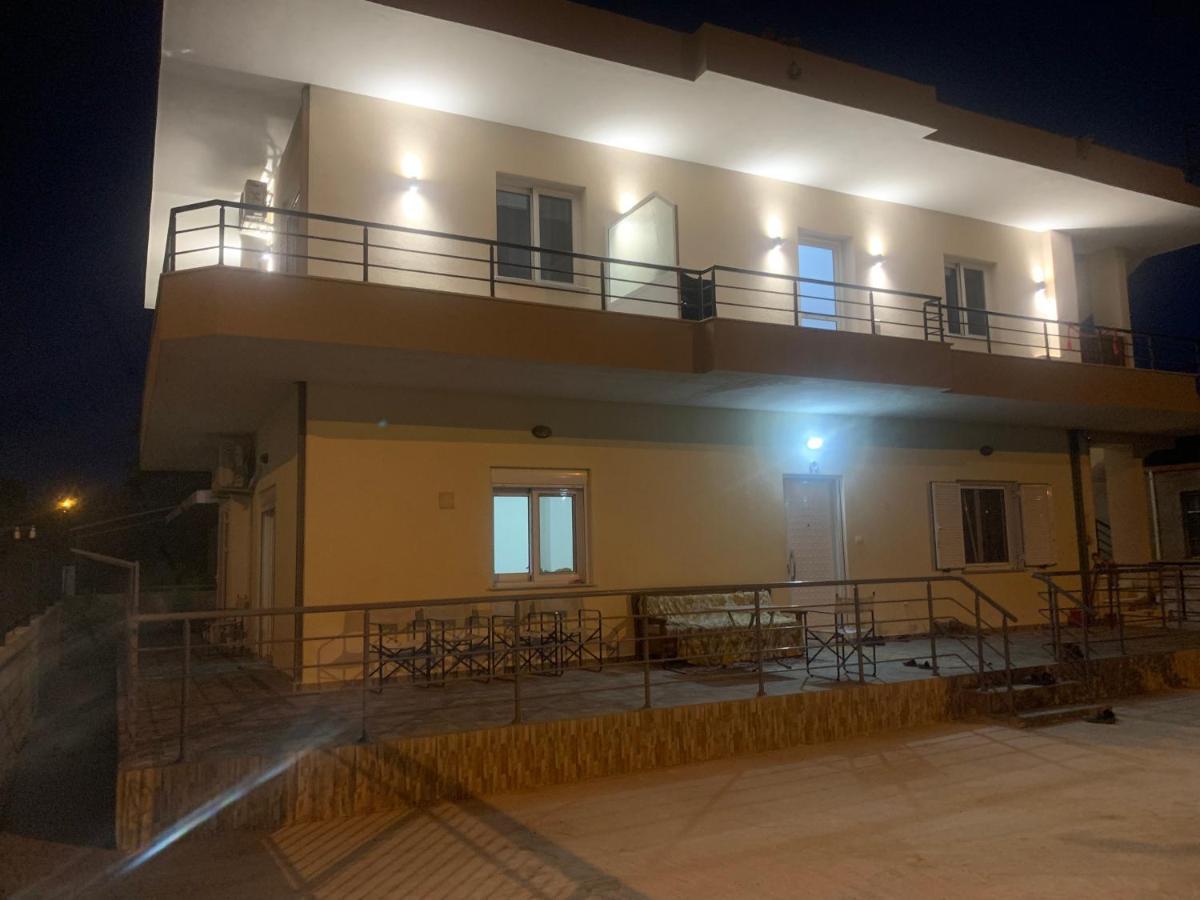 Villa Hysesani Vlorë Buitenkant foto