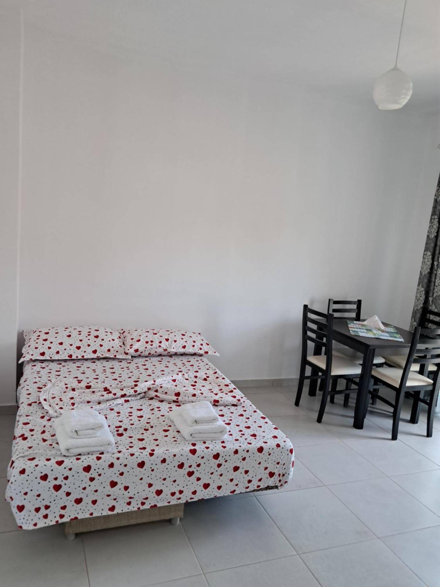 Villa Hysesani Vlorë Buitenkant foto